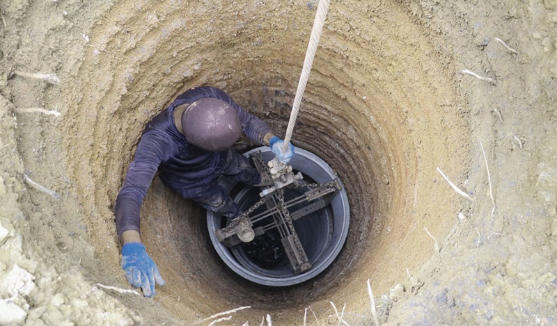 حفاری چاه فاضلاب در یزد