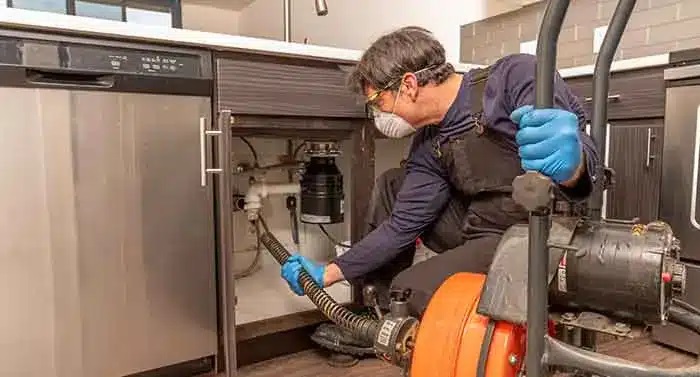 تماس با لوله بازکنی غیر مجاز چه عواقبی دارد